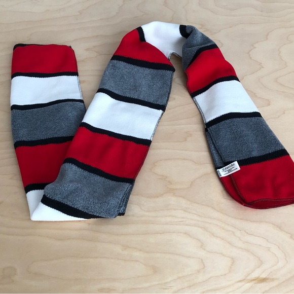 St. John's Bay Scarf Mens One Size Red White Winter - Picture 2 of 5